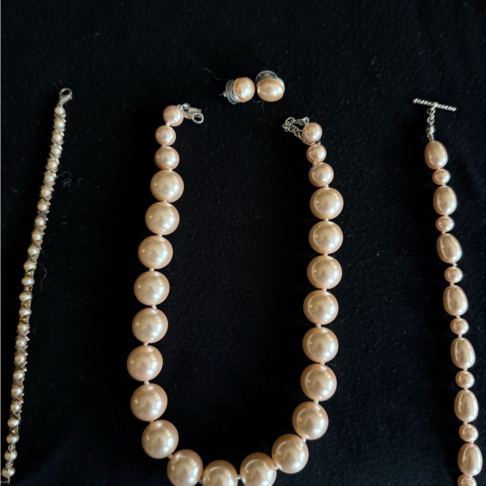 Monet Elegant Cream Pearl Necklace Set